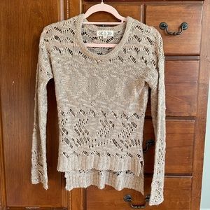 Crotchet sweater